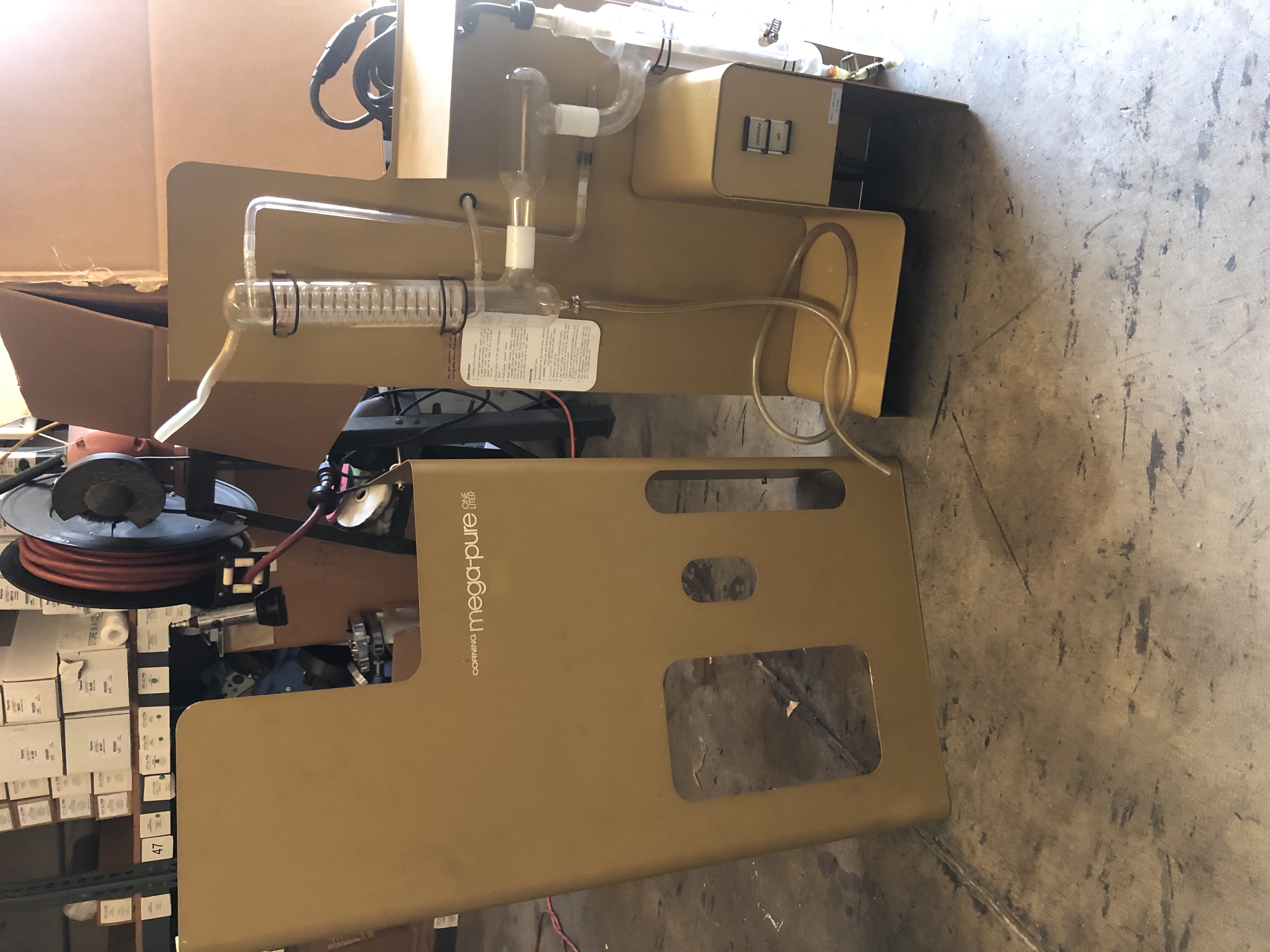MP-1-USED - Corning Mega-Pure One Liter Distiller MP-1-USED - Corning Mega-Pure One Liter Distiller