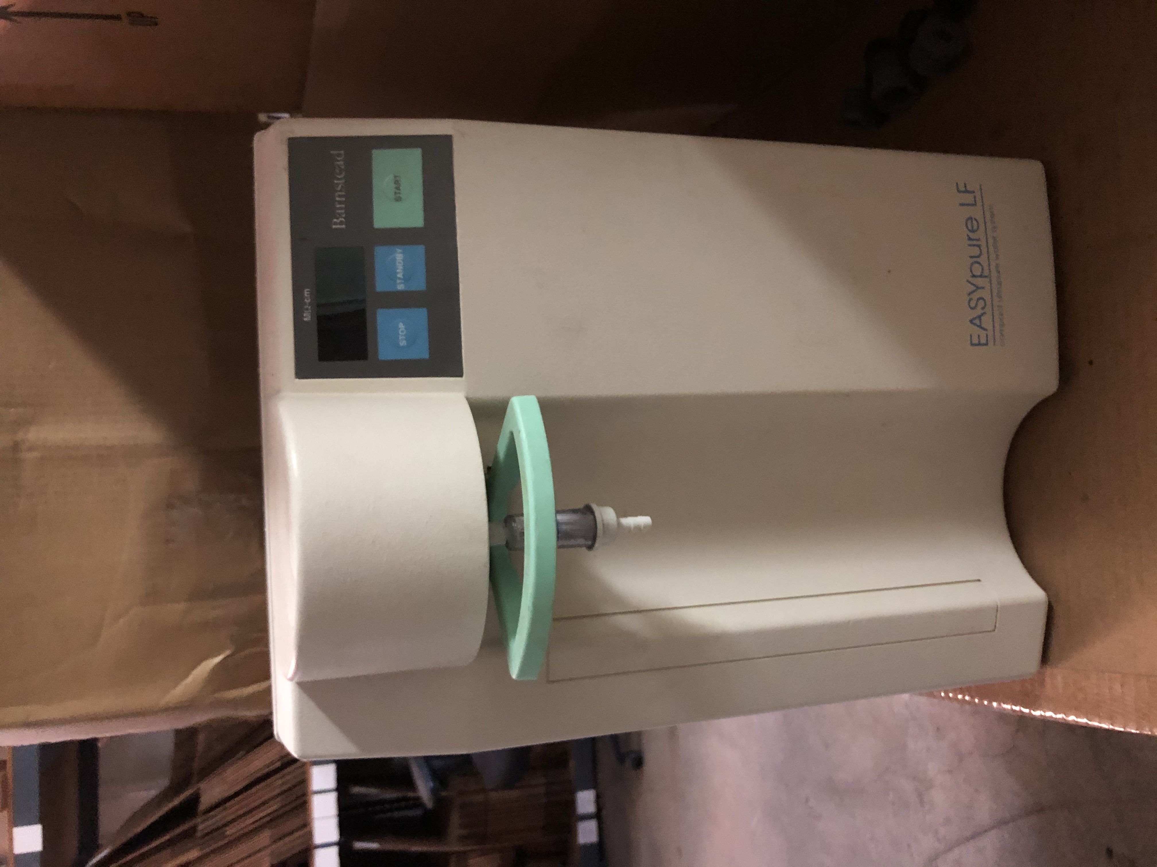 D7381-USED - Barnstead Easypure LF D7381-USED - Barnstead Easypure LF